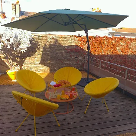 T2 Rooftop Cine Coty 公寓