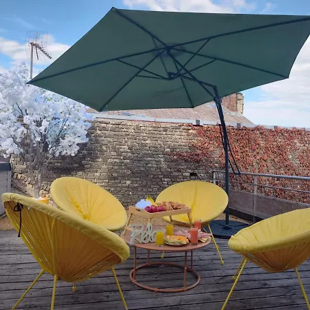 T2 Rooftop Cine Coty 公寓